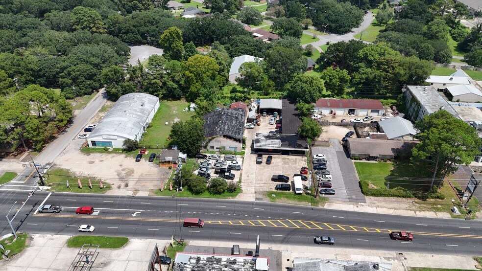 More Photos Of 524 N Foster Dr, Baton Rouge Industrial For Sale