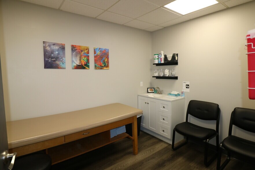 More Photos Of 34 Executive Dr, Norwalk Medical For Sale