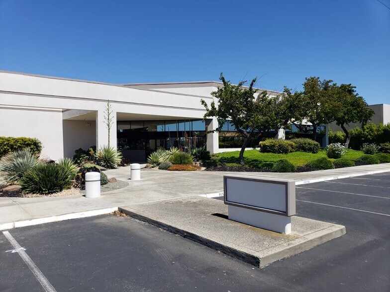 More Photos Of 3301-3311 Leonard Ct, Santa Clara Manufacturing For Lease