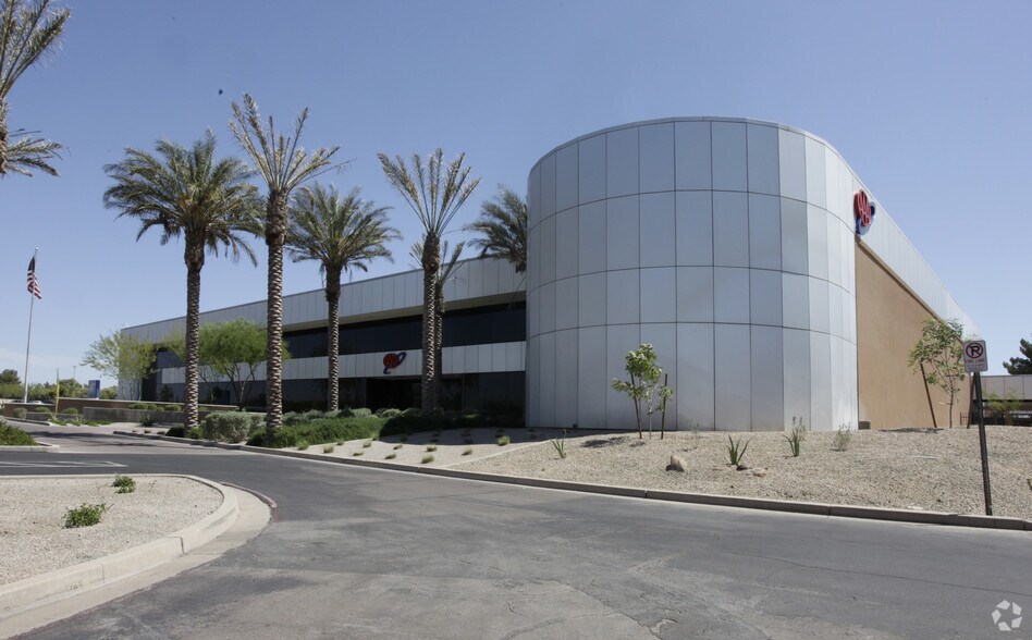 More Photos Of 5353 W Bell Rd, Glendale Office For Lease