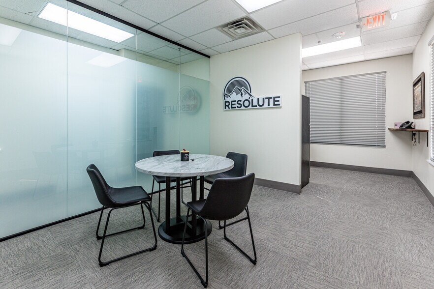 More Photos Of 6546 N Landmark Dr, Park City Office For Lease