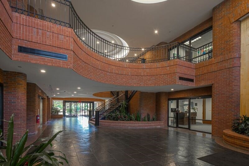 More Photos Of 21400 Ridgetop Cir, Dulles Office For Lease