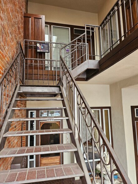 More Photos Of 315 2nd St, Woodland Loft Creative Space For Lease