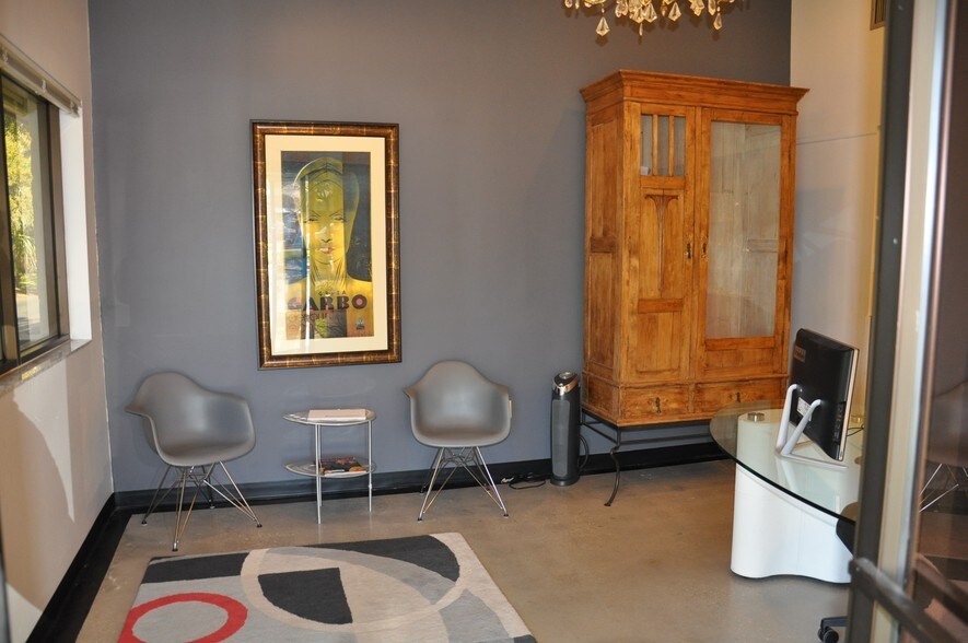 More Photos Of 626 Lakeview Rd, Clearwater Medical For Lease