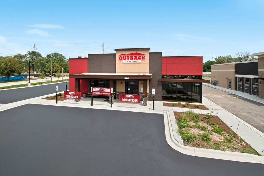 More Photos Of 2805 Mannheim Rd, Des Plaines Restaurant For Sale