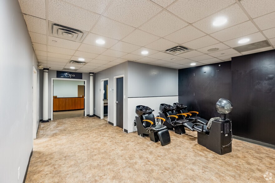 More Photos Of 351-355 5th Ave, Pittsburgh Office For Lease