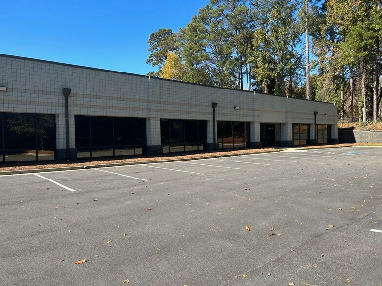 More Photos Of 1900 Century Pl NE, Atlanta Unknown For Lease