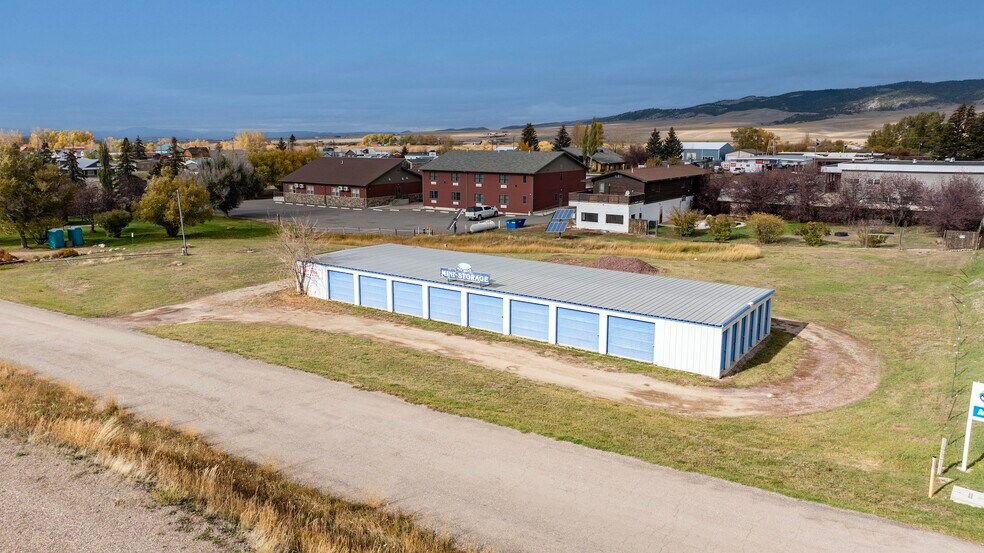 More Photos Of 202 W Main St, White Sulphur Springs Hotel For Sale