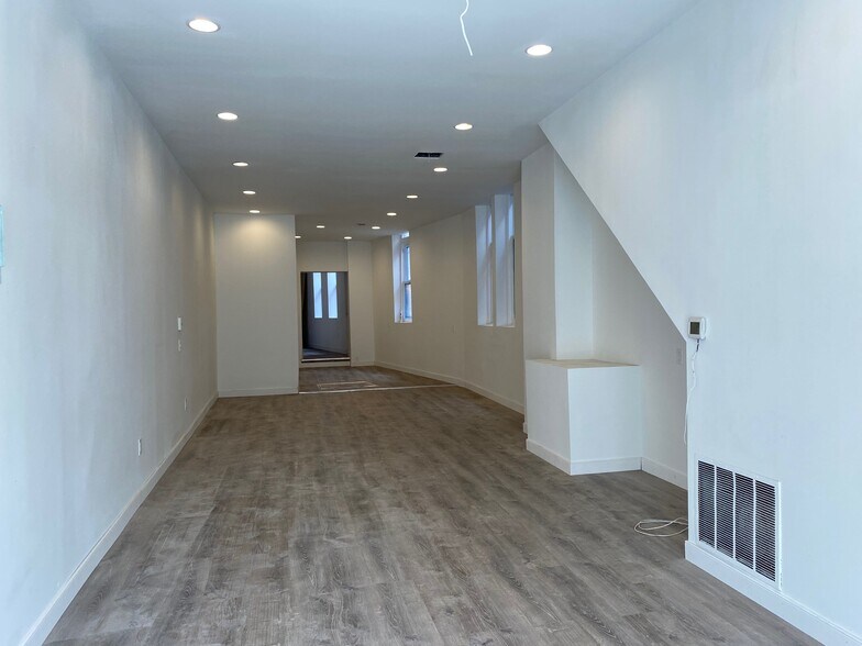 More Photos Of 226 N Liberty St, Baltimore Storefront Retail Residential For Sale