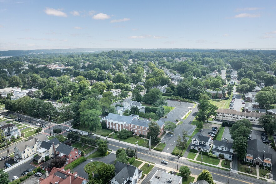 More Photos Of 303 Broad St, Red Bank Specialty For Lease