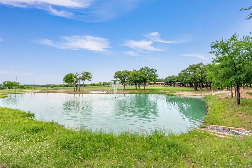 More Photos Of 1000 County Road 904, Joshua Golf Course Driving Range For Sale
