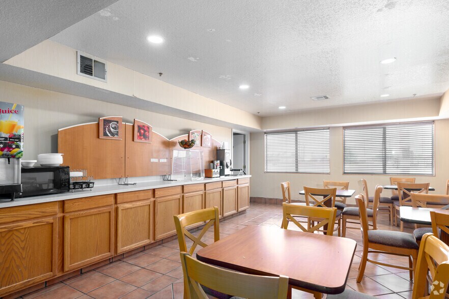 More Photos Of 1408 South Main St, Lordsburg Hotel For Sale