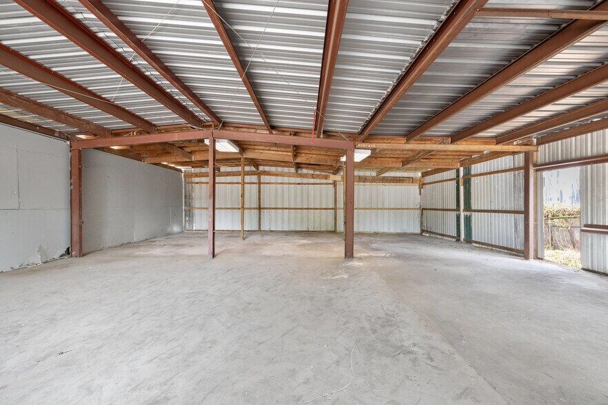More Photos Of 1929 Havner Ln, Houston Warehouse For Sale