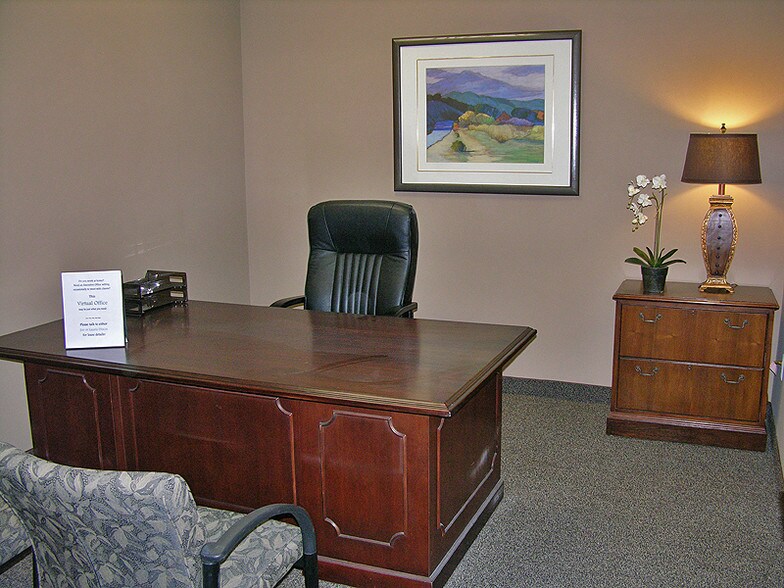 More Photos Of 2836 W Jefferson Ave, Trenton Office Residential For Lease