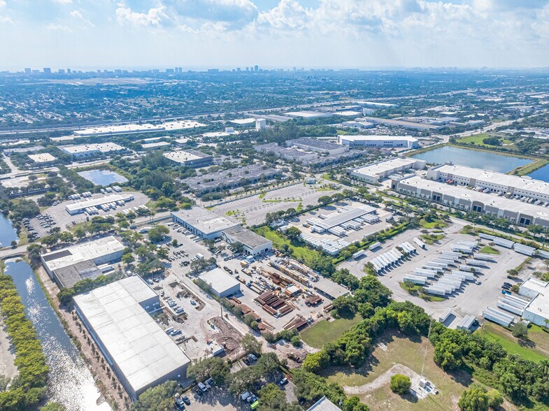 More Photos Of 1501 NW 18th St, Pompano Beach Land For Lease