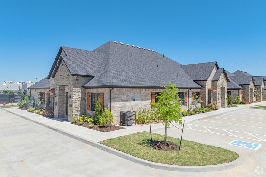 More Photos Of 13709 S Santa Fe Ave, Oklahoma City Office For Sale