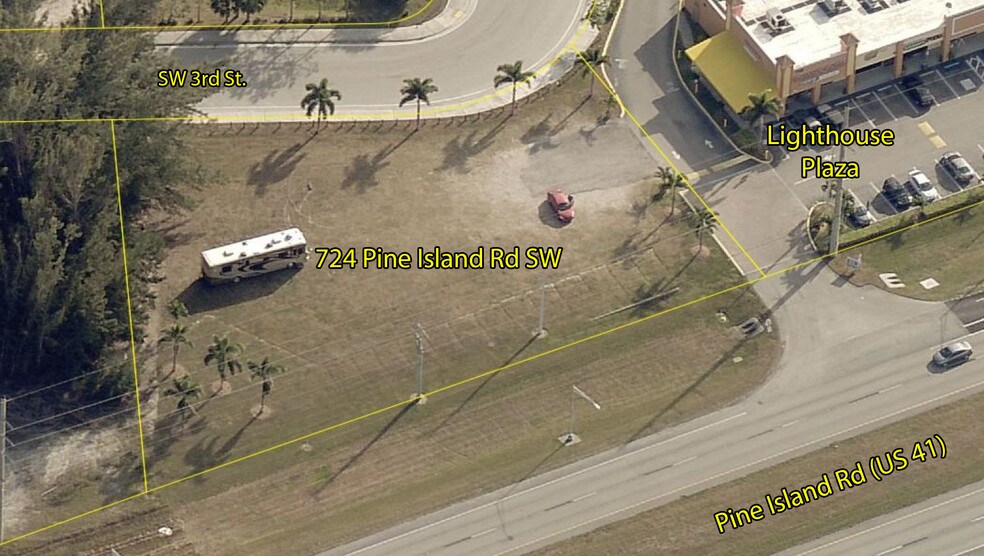 More Photos Of 724 SW Pine Island Rd, Cape Coral Restaurant For Lease