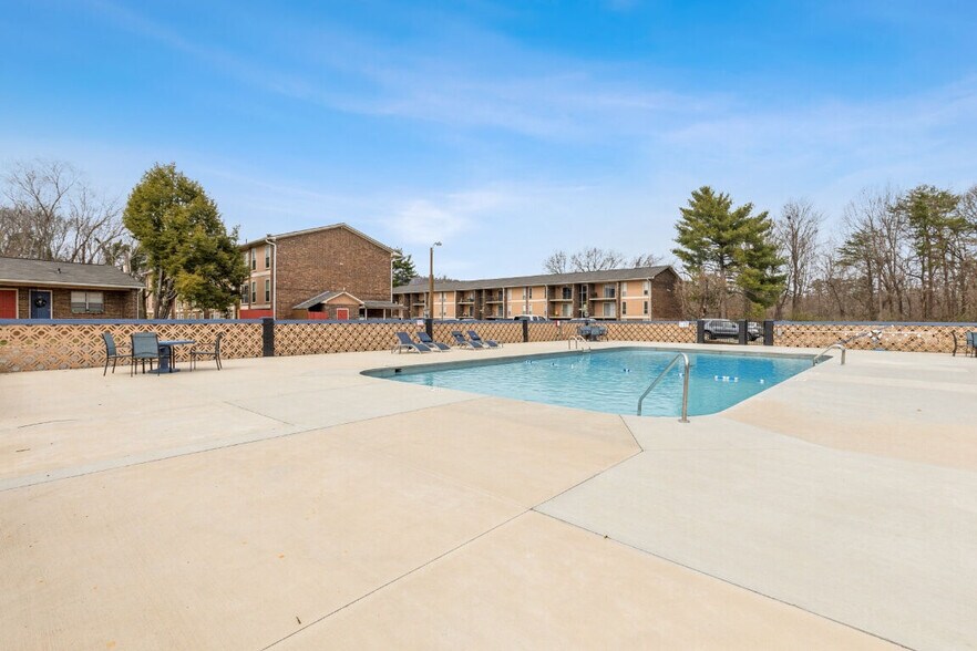 More Photos Of 300 W Midvale Ave, Chattanooga Apartments For Sale