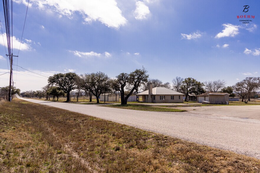 More Photos Of 601 Peterson Farm Rd, Kerrville Land For Sale