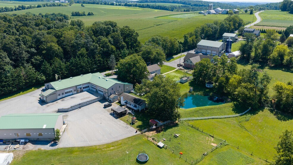 More Photos Of 197 Pencroft Dr N, Holtwood Industrial For Sale