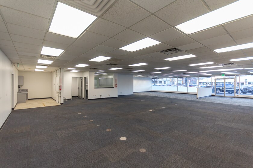 More Photos Of 1101-1129 W Elizabeth St, Fort Collins General Retail For Lease