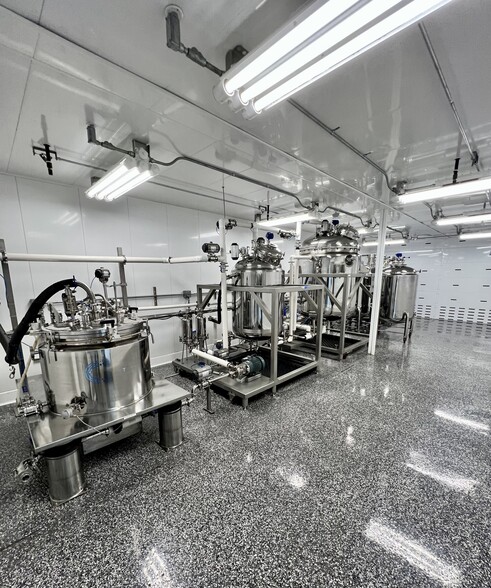 More Photos Of 4395 Witt rd, Franklin Manufacturing For Sale