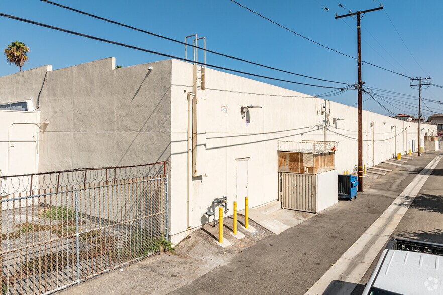 More Photos Of 2218-2298 S Garey Ave, Pomona Unknown For Lease