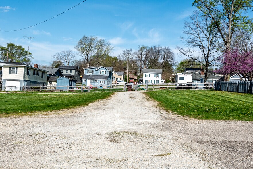 More Photos Of 129 N Main St, Waynesville Specialty For Sale