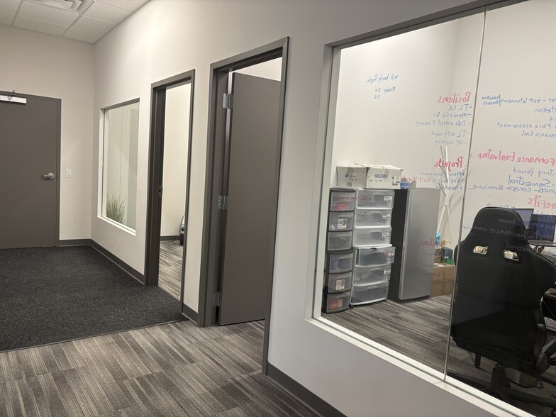 More Photos Of 8404 NW 90th St, Miami Warehouse For Lease