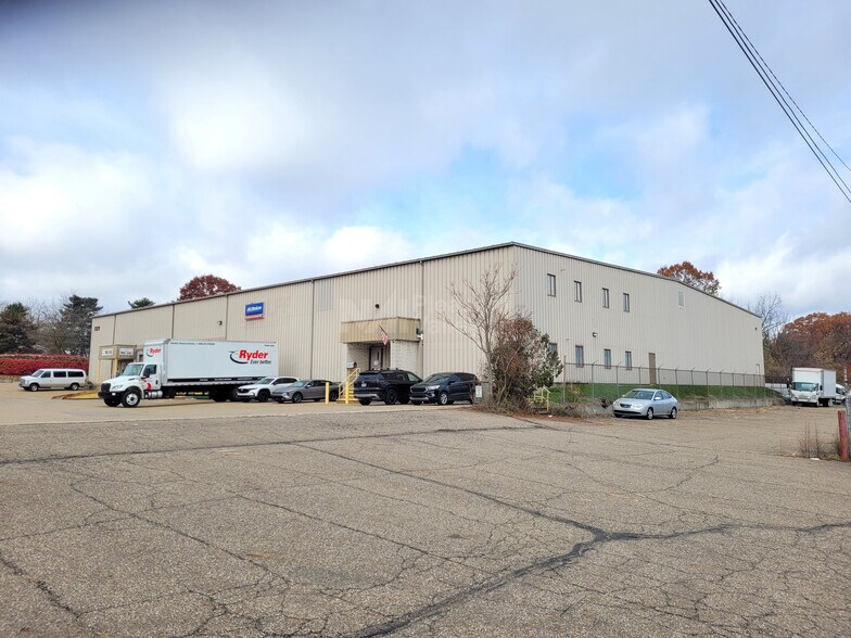 More Photos Of 1329 E Archwood Ave, Akron Warehouse For Lease