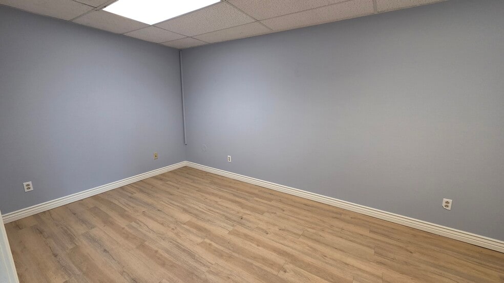 More Photos Of 100 N Woodruff Ave, Idaho Falls Office For Lease