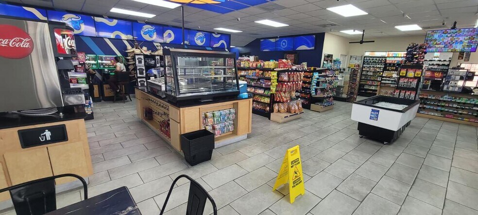 More Photos Of 939 S Alamo Rd, Alamo Convenience Store For Sale