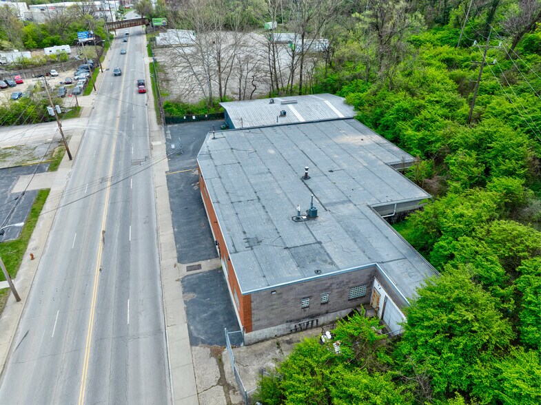 More Photos Of 1243 Tennessee Ave, Cincinnati Warehouse For Sale