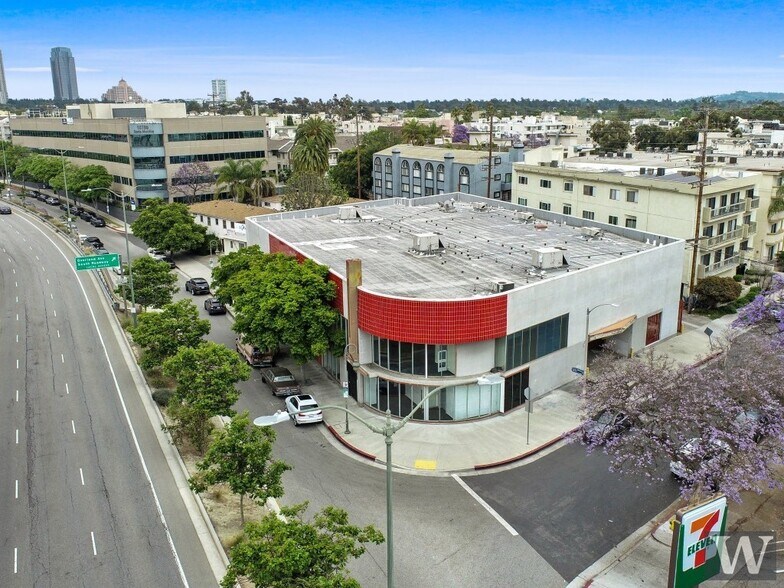 More Photos Of 10830 Santa Monica Blvd, Los Angeles Storefront Retail Office For Sale