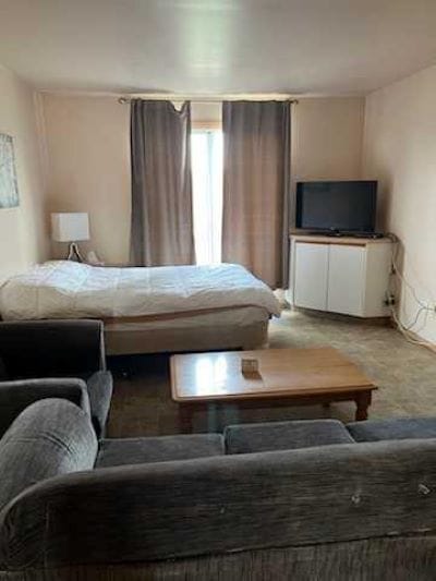 More Photos Of 830 Main Av W, Sundre Hotel For Sale