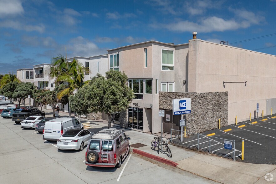 More Photos Of 928-950 Hornblend St, San Diego Office For Sale