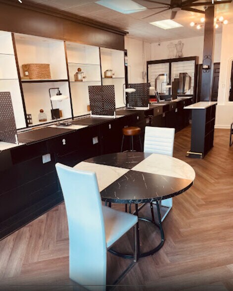 More Photos Of 3182 E Tremont Ave, Bronx Apartments For Lease