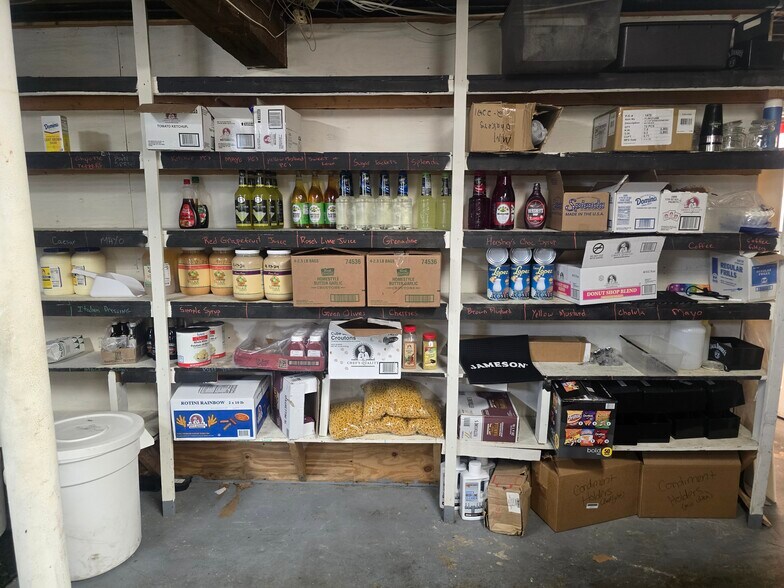 More Photos Of 48 School St, Lincoln Restaurant For Sale