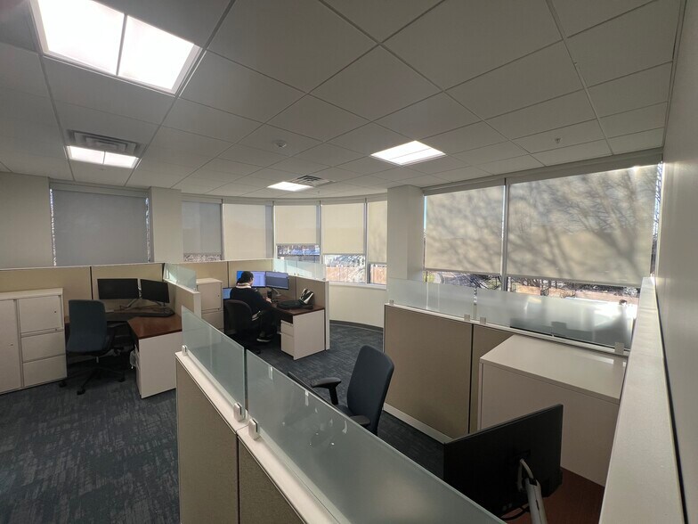More Photos Of 3 Winners Cir, Albany Office For Lease