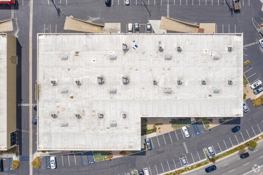 More Photos Of 18285-18319 Euclid St, Fountain Valley Showroom For Sale