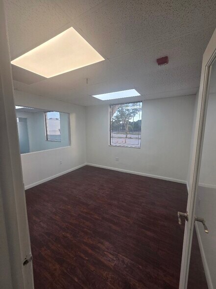 More Photos Of 3443 NW 107th St, Miami Warehouse For Lease