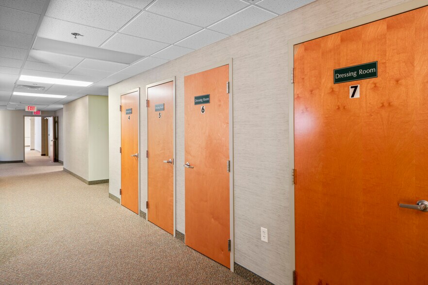 More Photos Of 46B Thomas Johnson Dr, Frederick Medical For Sale