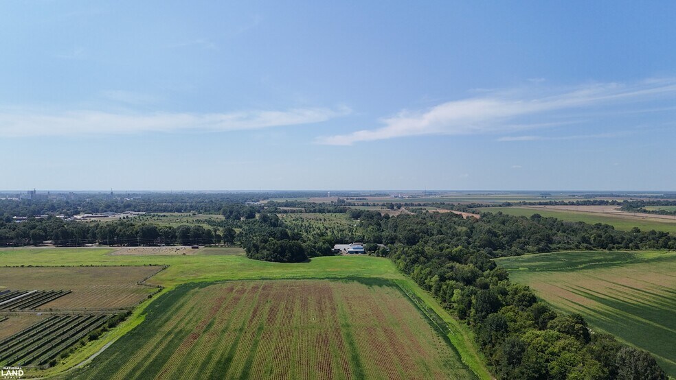 More Photos Of 1120 Highway 165 N, Stuttgart Land For Sale