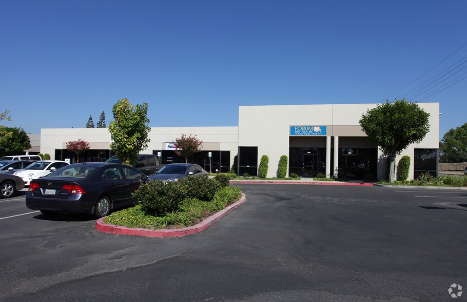 More Photos Of 1251 Pomona Rd, Corona Unknown For Lease