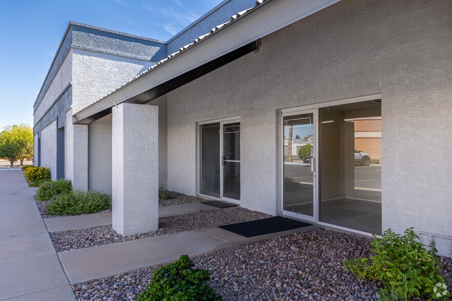 More Photos Of 529 E Juanita Ave, Mesa Warehouse For Sale