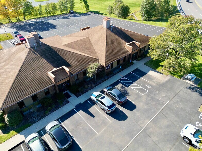 More Photos Of 4753-4759 Cornell Rd, Blue Ash Medical For Sale