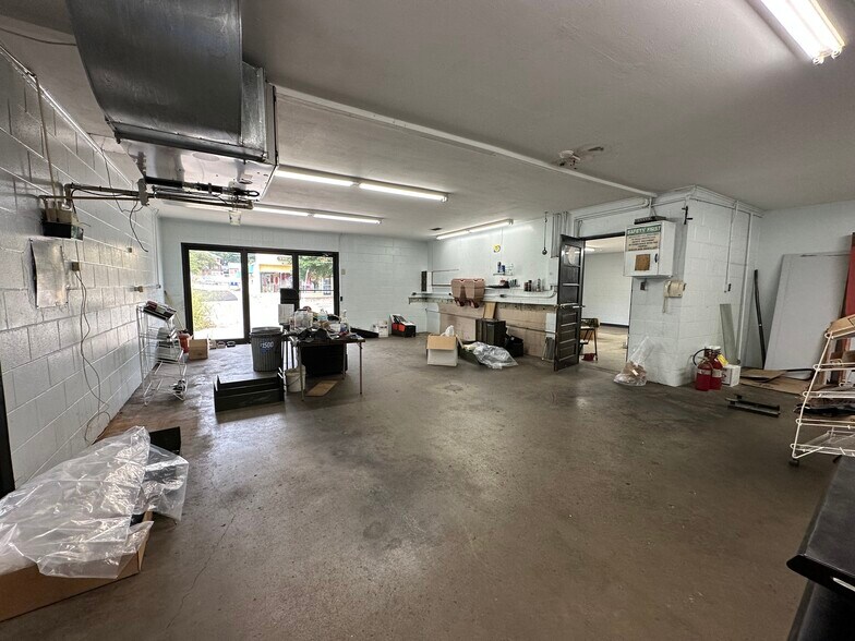 More Photos Of 322 W 3rd St, Bloomington General Retail For Sale