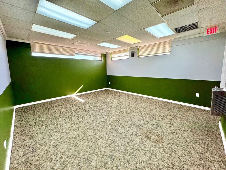 More Photos Of 1620 McClelland Ave, Laredo Medical For Lease