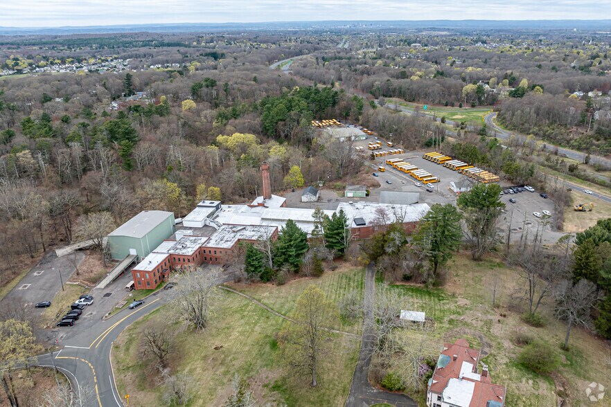 More Photos Of 5-40 Glen Rd, Manchester Warehouse For Lease