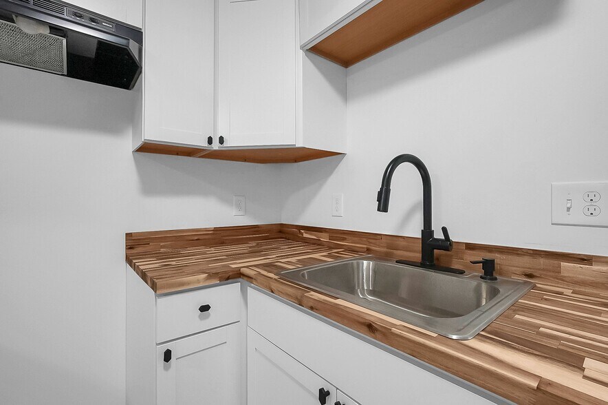 More Photos Of 259-265 Broad Meadows Blvd, Columbus Apartments For Sale